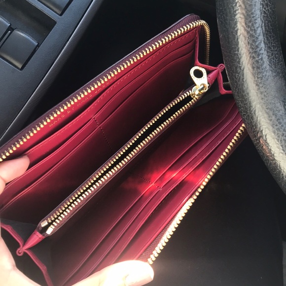 Marc by Marc Jacobs Wallet - Picture 3 of 4